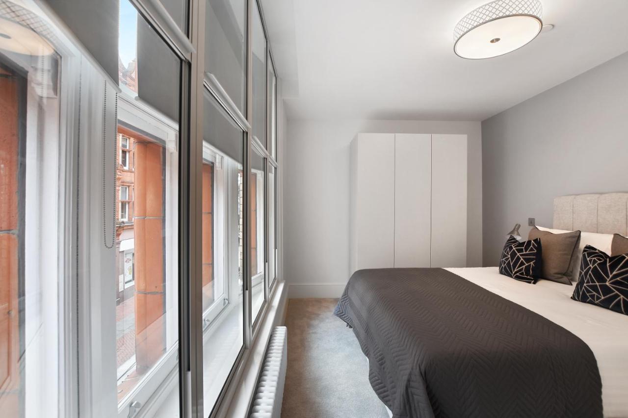 Victoria House By Aeria * Reading